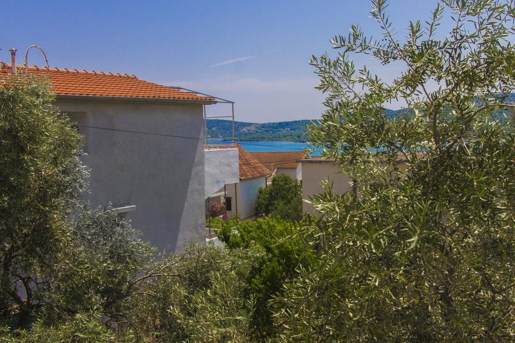 Apartments Zoran Pirovac Kültér fotó