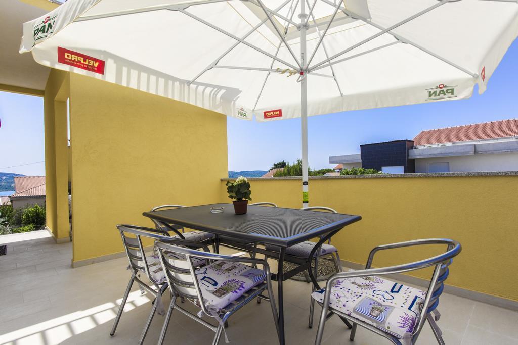 Apartments Zoran Pirovac Kültér fotó