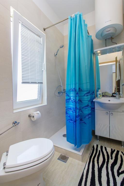 Apartments Zoran Pirovac Kültér fotó