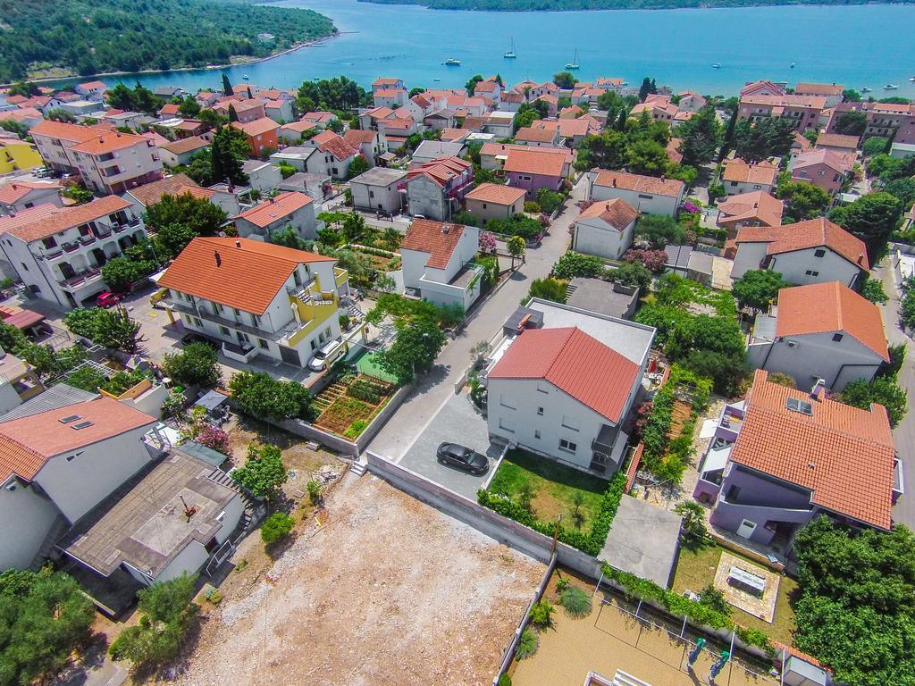 Apartments Zoran Pirovac Kültér fotó